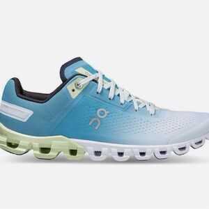 NEW ~ On Running Women’s Cloudflow 3.0 – Niagara/Meadow - women size 10 .